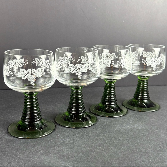 Vintage Green Beehive Stemmed Roemer Etched Grape Cordial 4 Oz Glasses. Set Of 4 - Picture 4 of 13